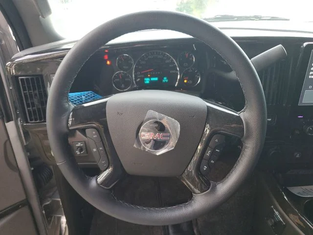 Nuevos GMC SAVANA 2500 à Estados chez autogozo
