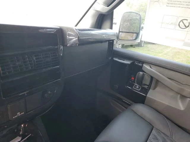 Nuevos GMC SAVANA 2500 à Estados chez autogozo