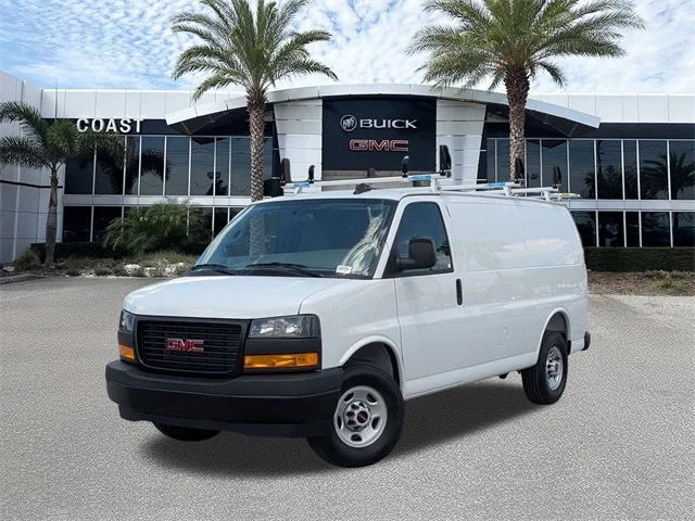 Nuevos GMC SAVANA 2500 à Estados chez autogozo