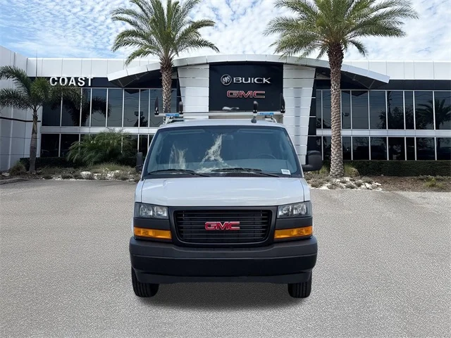 Nuevos GMC SAVANA 2500 à Estados chez autogozo