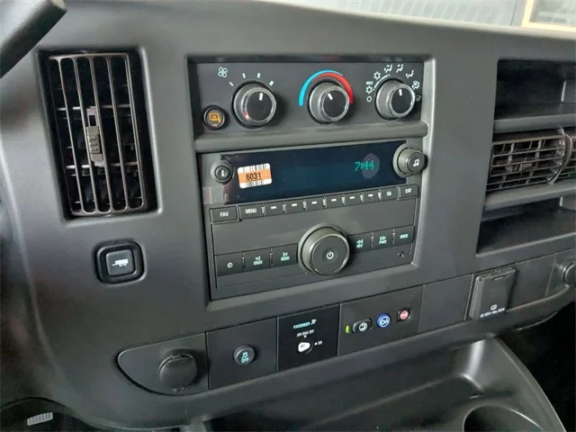 Nuevos GMC SAVANA 2500 à Estados chez autogozo