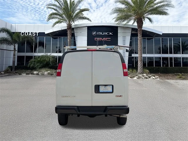 Nuevos GMC SAVANA 2500 à Estados chez autogozo
