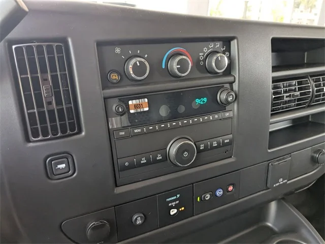 Nuevos GMC SAVANA 2500 à Estados chez autogozo