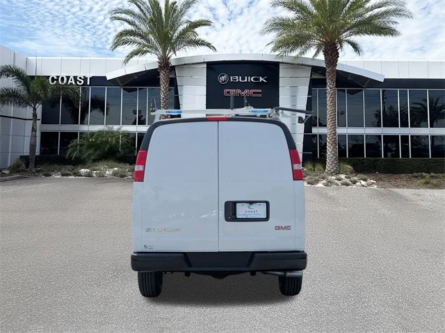 Nuevos GMC SAVANA 2500 à Estados chez autogozo