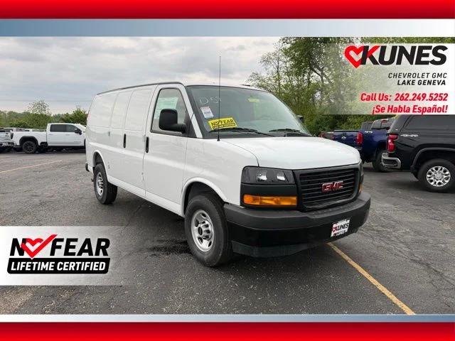 Nuevos GMC SAVANA 2500 à Estados chez autogozo