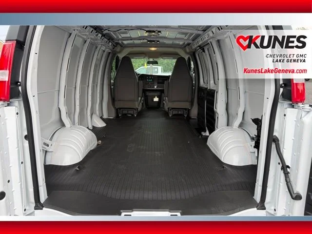 Nuevos GMC SAVANA 2500 à Estados chez autogozo