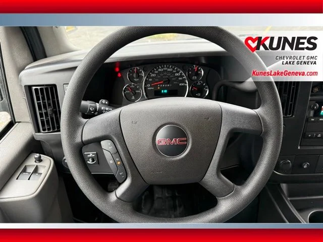 Nuevos GMC SAVANA 2500 à Estados chez autogozo