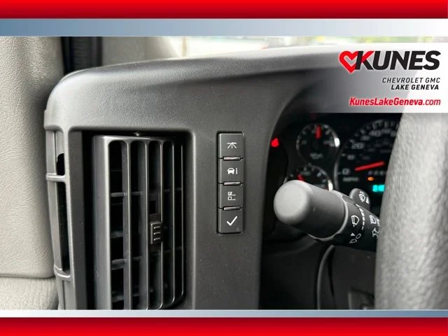 Nuevos GMC SAVANA 2500 à Estados chez autogozo