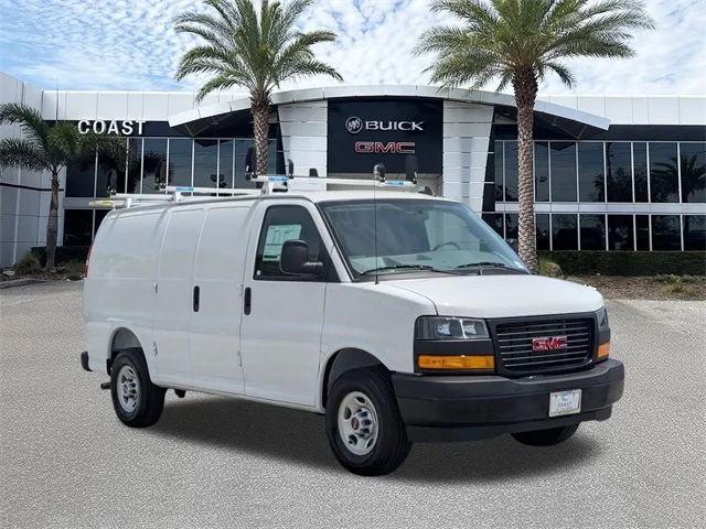 Nuevos GMC SAVANA 2500 à Estados chez autogozo