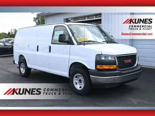 Nuevos GMC SAVANA 2500 à Estados chez autogozo