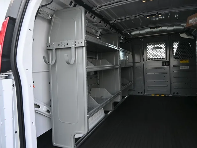 Nuevos GMC SAVANA 2500 à Estados chez autogozo