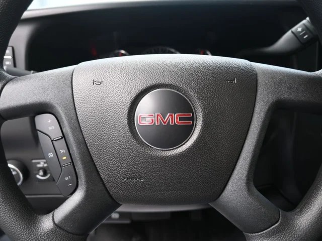 Nuevos GMC SAVANA 2500 à Estados chez autogozo