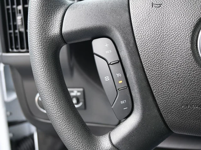 Nuevos GMC SAVANA 2500 à Estados chez autogozo