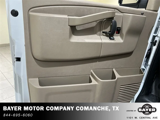 Nuevos GMC SAVANA 2500 à Estados chez autogozo
