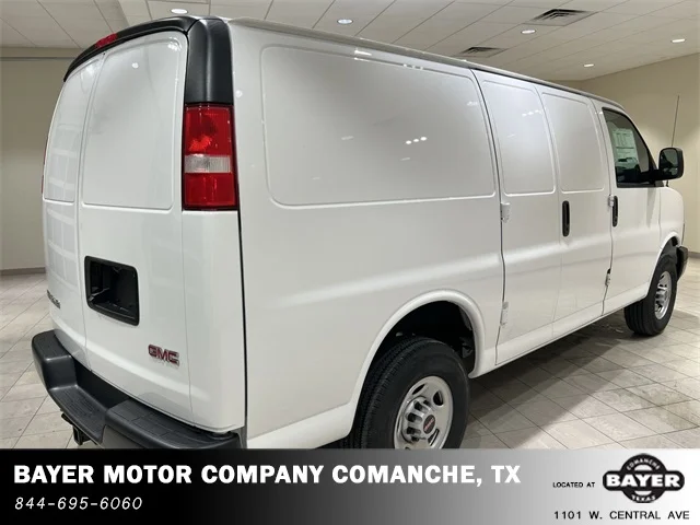 Nuevos GMC SAVANA 2500 à Estados chez autogozo
