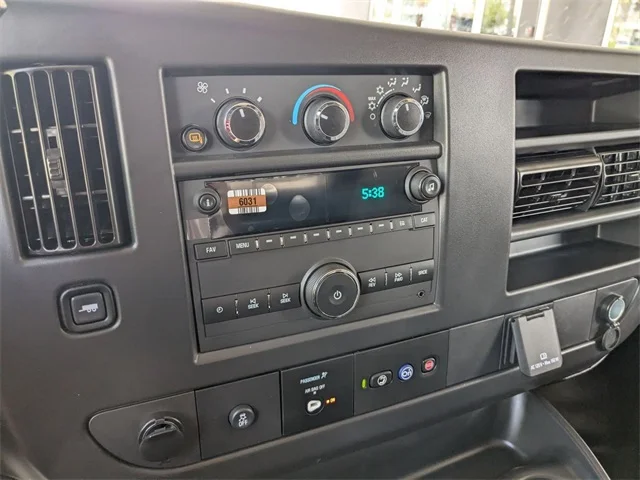 Nuevos GMC SAVANA 2500 à Estados chez autogozo