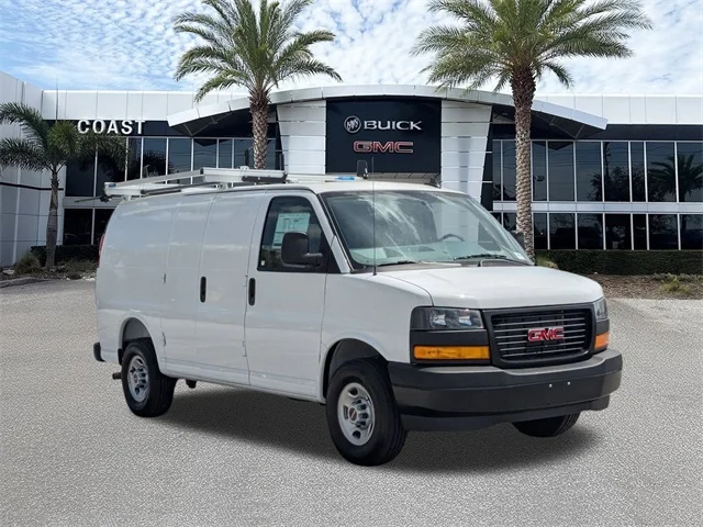Nuevos GMC SAVANA 2500 à Estados chez autogozo