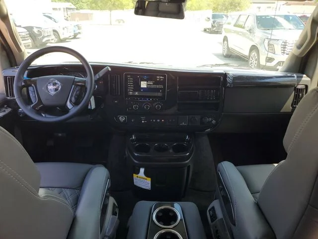 Nuevos GMC SAVANA 2500 à Estados chez autogozo