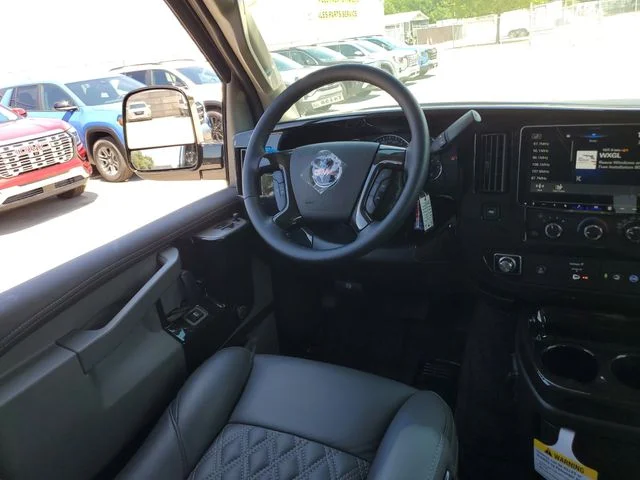 Nuevos GMC SAVANA 2500 à Estados chez autogozo