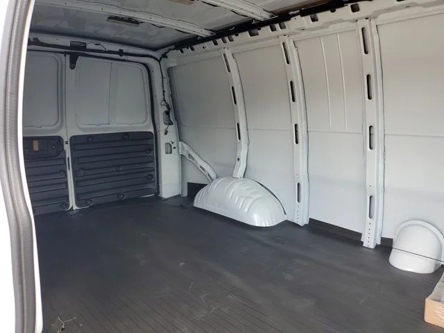 Nuevos GMC SAVANA 2500 à Estados chez autogozo