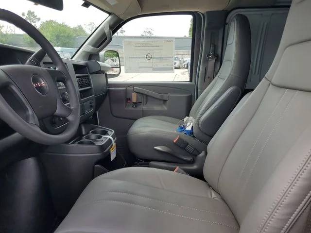 Nuevos GMC SAVANA 2500 à Estados chez autogozo