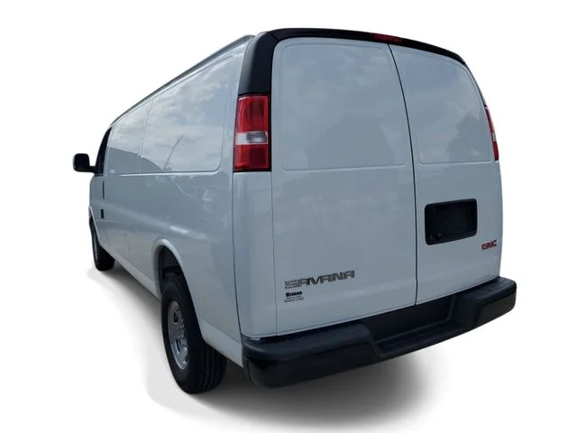 Nuevos GMC SAVANA 2500 à Estados chez autogozo