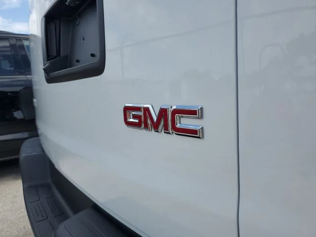 Nuevos GMC SAVANA 2500 à Estados chez autogozo