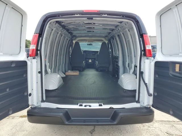 Nuevos GMC SAVANA 2500 à Estados chez autogozo