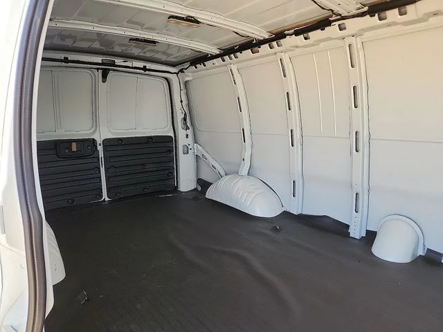 Nuevos GMC SAVANA 3500 à Estados chez autogozo