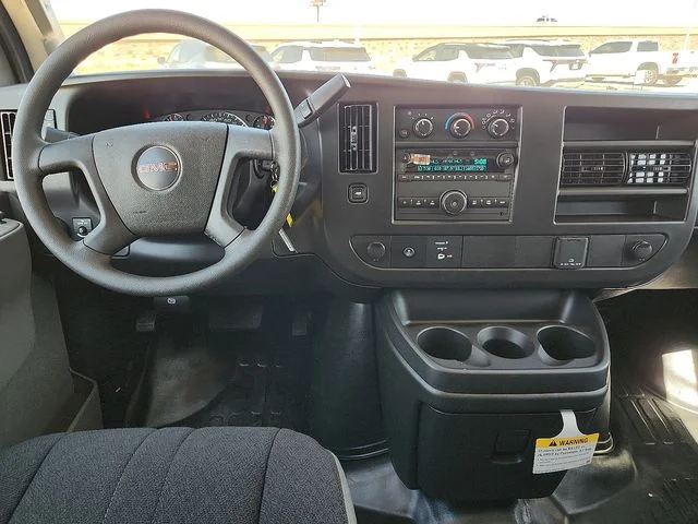 Nuevos GMC SAVANA 3500 à Estados chez autogozo