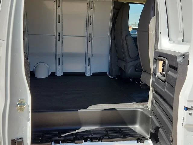 Nuevos GMC SAVANA 3500 à Estados chez autogozo
