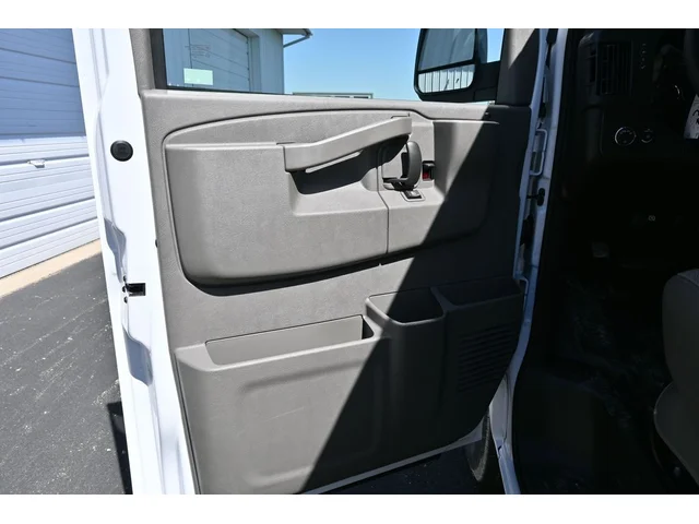 Nuevos GMC SAVANA 3500 à Estados chez autogozo