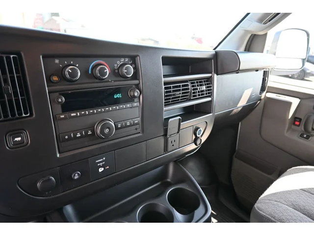 Nuevos GMC SAVANA 3500 à Estados chez autogozo