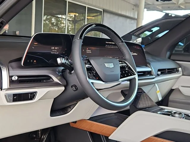 Nuevos CADILLAC VISTIQ à Estados chez autogozo
