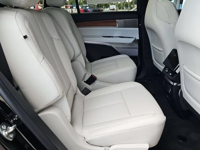 Nuevos CADILLAC VISTIQ à Estados chez autogozo