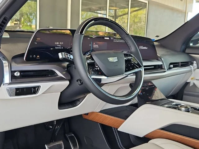 Nuevos CADILLAC VISTIQ à Estados chez autogozo