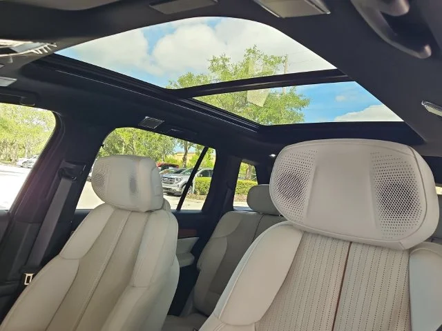 Nuevos CADILLAC VISTIQ à Estados chez autogozo