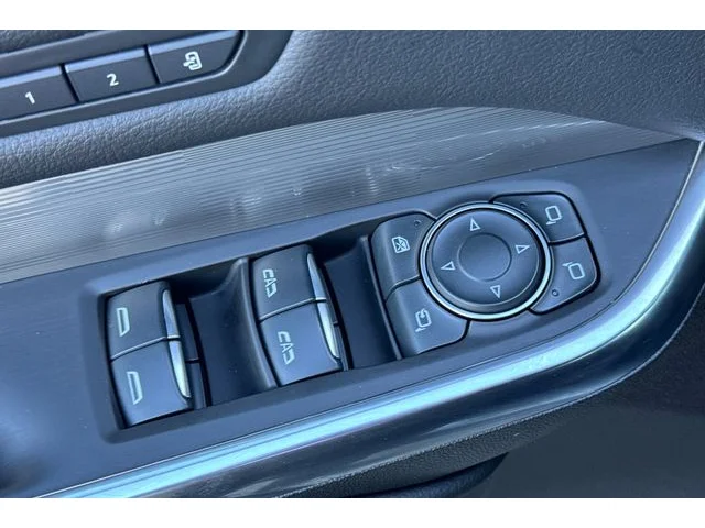 SEMINUEVOS CADILLAC XT4 at ELK GROVE in Elk Grove Buick GMC