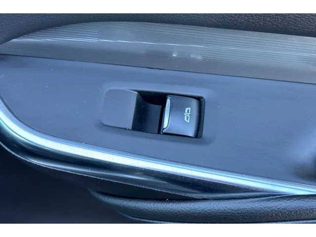 SEMINUEVOS CADILLAC XT4 at ELK GROVE in Elk Grove Buick GMC