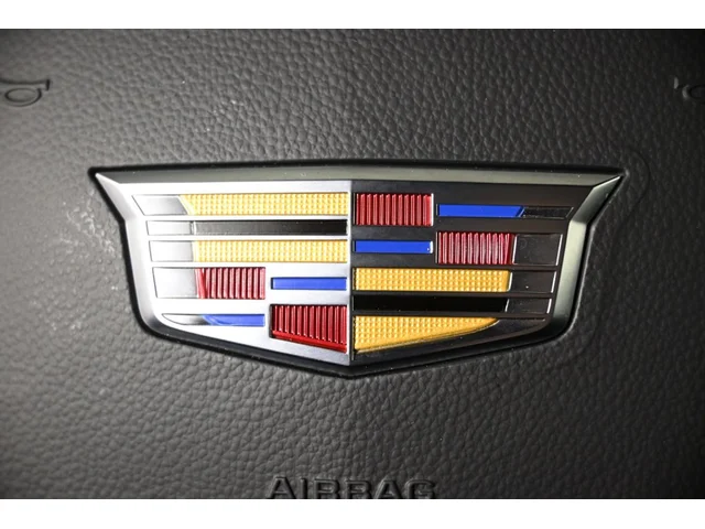 Nuevos CADILLAC XT5 à Estados chez autogozo