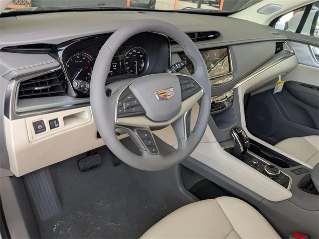 Nuevos CADILLAC XT5 à Estados chez autogozo