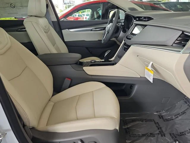 Nuevos CADILLAC XT5 à Estados chez autogozo