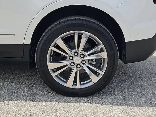 Nuevos CADILLAC XT5 à Estados chez autogozo