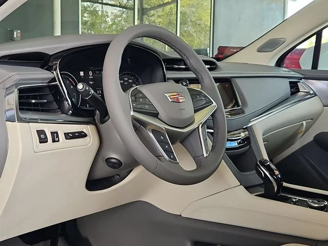Nuevos CADILLAC XT5 à Estados chez autogozo