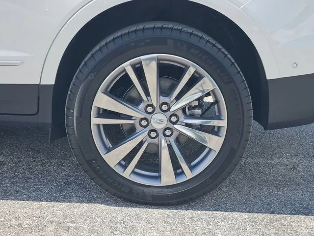 Nuevos CADILLAC XT5 à Estados chez autogozo