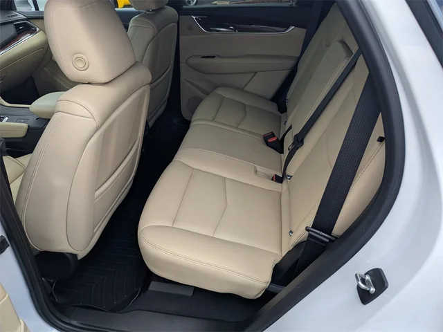 SEMINUEVOS CADILLAC XT5 at Kennesaw, in Town Center Nissan