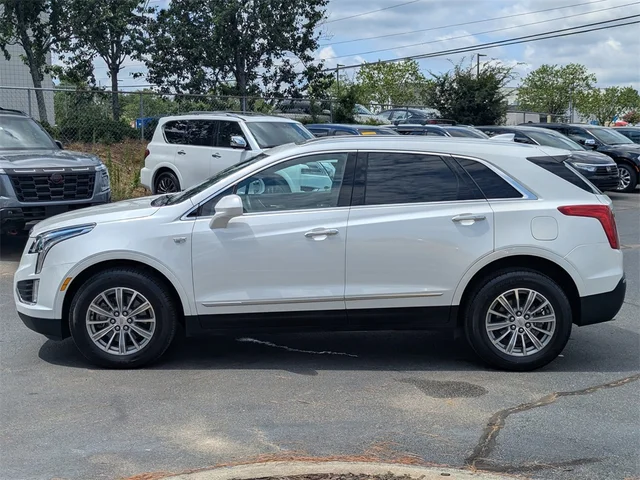 SEMINUEVOS CADILLAC XT5 at Kennesaw, in Town Center Nissan