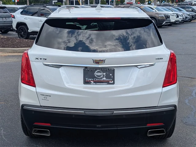 SEMINUEVOS CADILLAC XT5 at Kennesaw, in Town Center Nissan