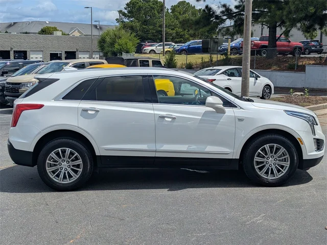 SEMINUEVOS CADILLAC XT5 at Kennesaw, in Town Center Nissan