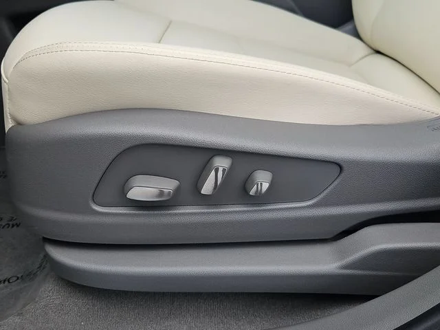 Nuevos CADILLAC XT5 à Estados chez autogozo